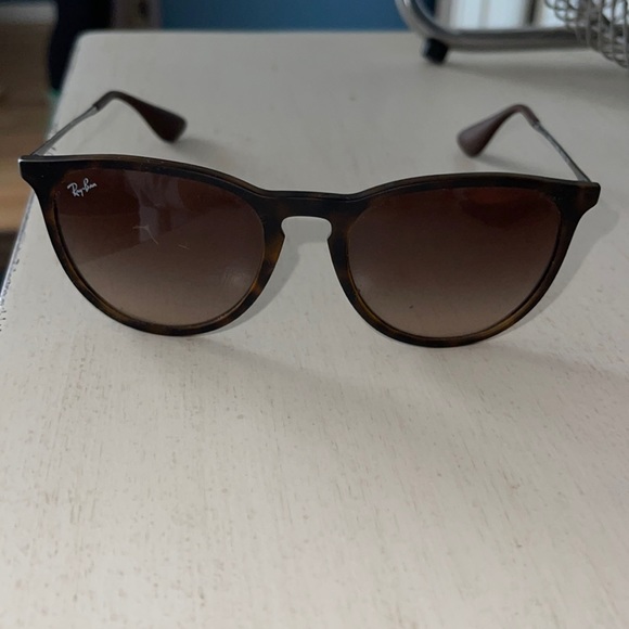 Ray-Ban Accessories - Ray-Ban polarized sunglasses